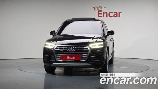 Audi Q5 2020 — ფოტო 3/20
