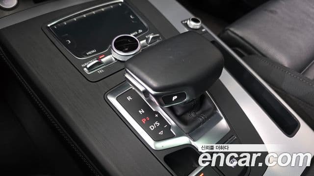 Audi Q5 2020 — фото 9 из 20
