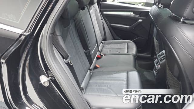 Audi Q5 2020 — ფოტო 12/20