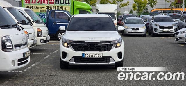 Kia Seltos 2023 — Photo 17/20