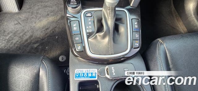 Kia Seltos 2023 — Photo 11/20