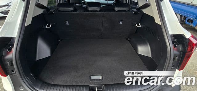 Kia Seltos 2023 — Photo 8/20