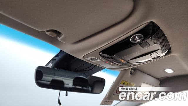 Kia K8 2021 — Photo 11/20