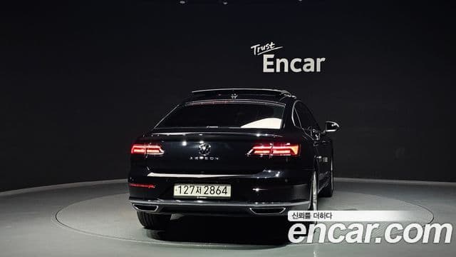 Volkswagen Arteon 2023 — ფოტო 4/20
