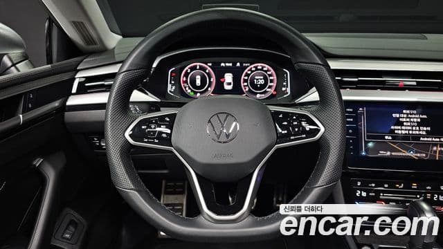 Volkswagen Arteon 2023 — ფოტო 13/20