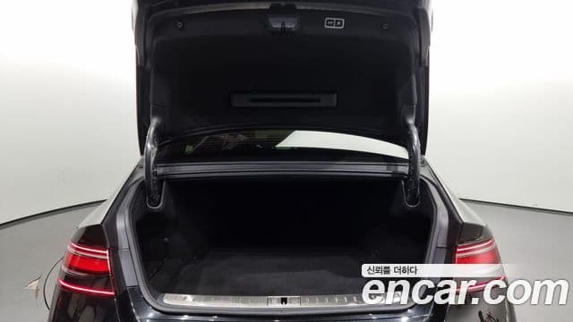 Genesis G90 2022 — Şəkil 20/20