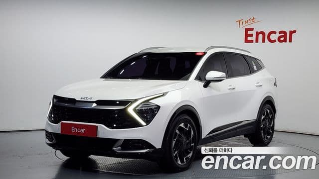 Kia Sportage 2021 — Фото 1/20
