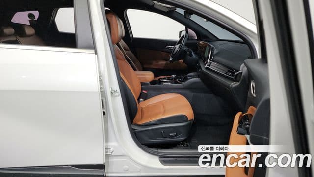 Kia Sportage 2021 — Фото 11/20