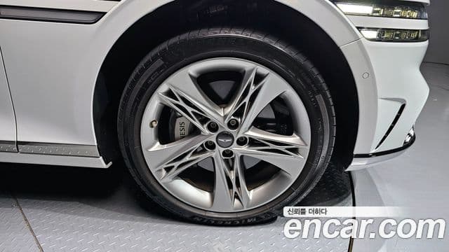 Genesis G90 2022 — Şəkil 17/20