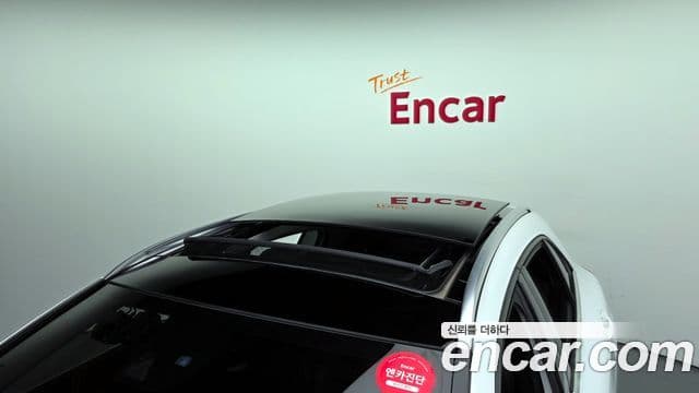 Mercedes-Benz GLA-Class 2018 — Şəkil 19/20