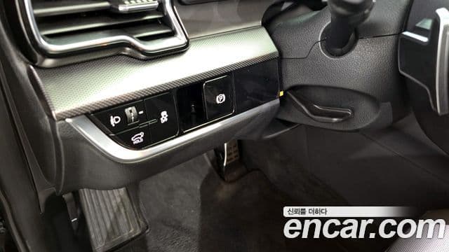 Kia Sportage 2024 — ფოტო 16/20