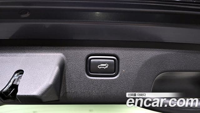 Kia Sportage 2024 — ფოტო 17/20