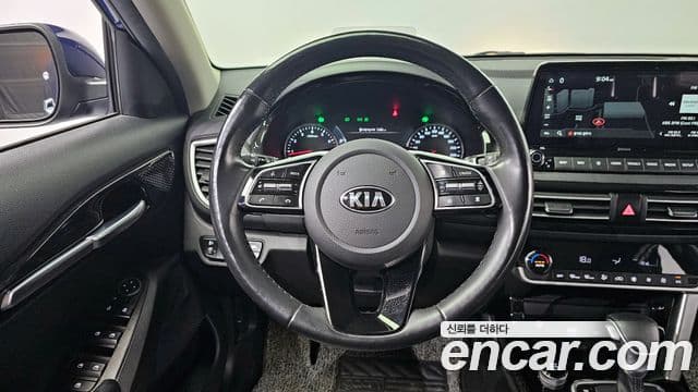 Kia Seltos 2020 — ფოტო 13/20