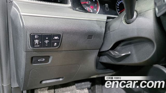 Kia K5 2020 — Şəkil 17/20