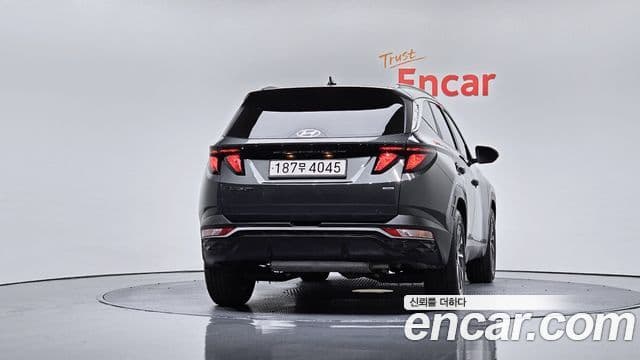 Hyundai Tucson Hybrid 2023 — Şəkil 10/20