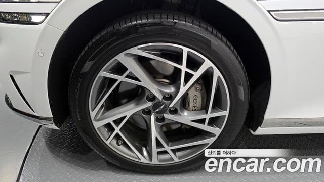 Genesis G90 2022 — ფოტო 4/20