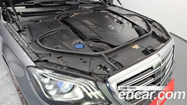 Mercedes-Benz S-Class 2018 — ფოტო 6/20