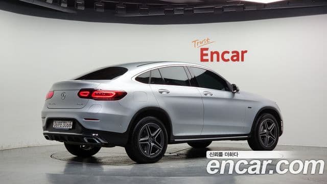 Mercedes-Benz GLC-Class 2020 — ფოტო 2/20