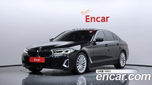 BMW 5 Series 2023 — Şəkil 1/20