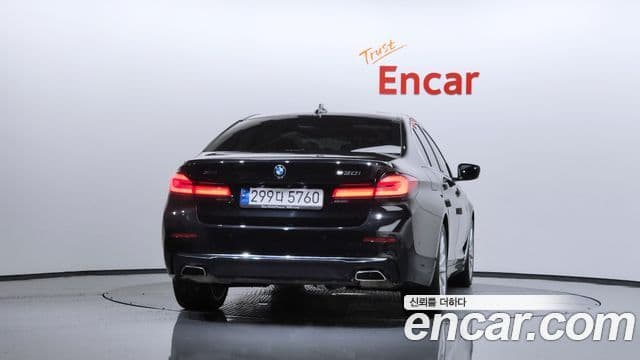 BMW 5 Series 2023 — Şəkil 4/20