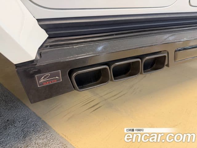 Mercedes-Benz G-Class 2019 — Photo 9/20