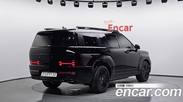 Hyundai Santa Fe 2024 — ფოტო 2/20