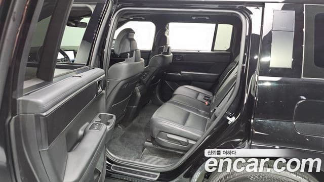 Hyundai Santa Fe 2024 — ფოტო 11/20