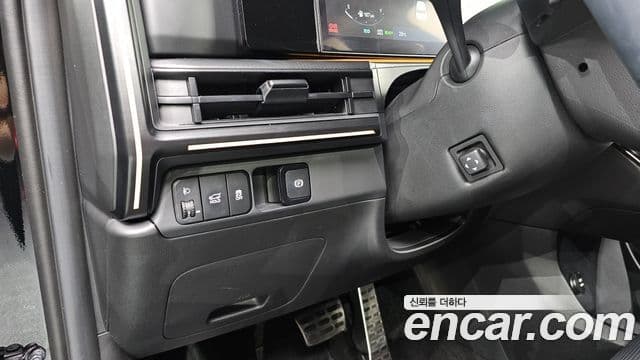 Hyundai Santa Fe 2024 — ფოტო 13/20