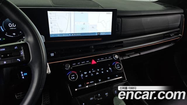 Hyundai Santa Fe 2024 — ფოტო 15/20