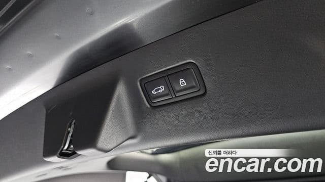 Hyundai Santa Fe 2024 — фото 20 из 20