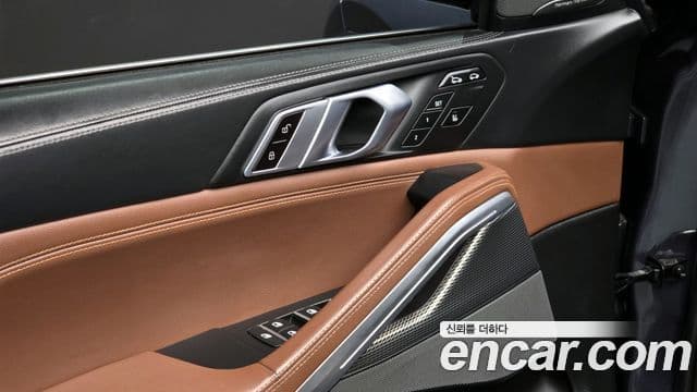 BMW X6 2020 — Photo 15/20