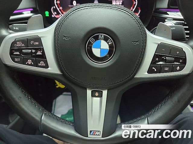 BMW 5 Series 2020 — Photo 9/18