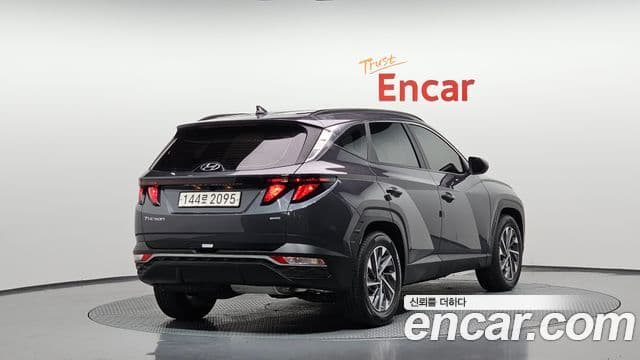Hyundai The New Tucson 2022 — Фото 2/20