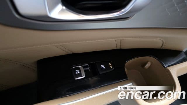 Kia Sorento 2023 — Şəkil 18/20