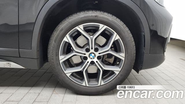 BMW X1 2022 — Şəkil 5/20