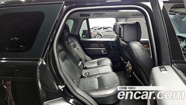 Land Rover Range Rover 2018 — Şəkil 6/20