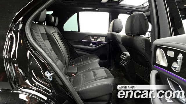 Mercedes-Benz GLE-Class 2023 — ფოტო 12/20