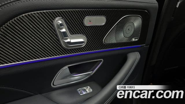 Mercedes-Benz GLE-Class 2023 — ფოტო 19/20