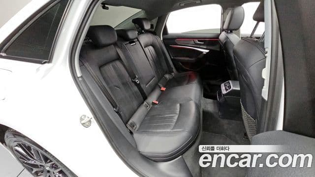 Audi A6 2020 — ფოტო 12/20