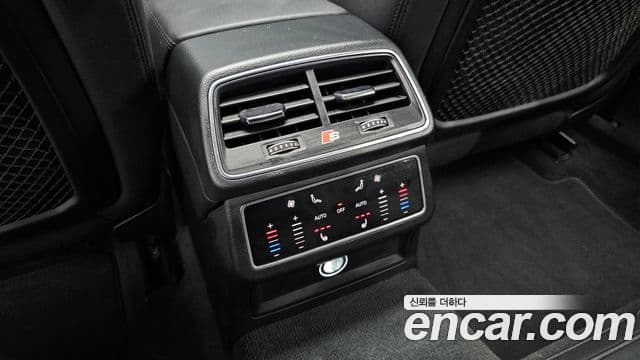 Audi A6 2020 — ფოტო 17/20