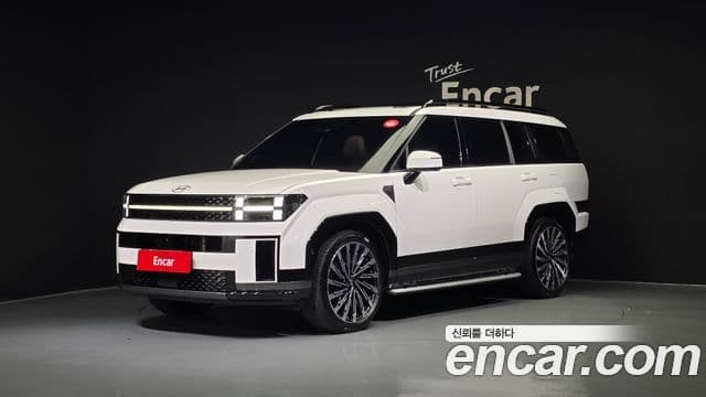 Hyundai Santa Fe 2023 — Фото 1/20