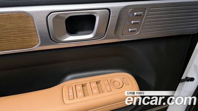 Hyundai Santa Fe 2023 — Фото 14/20