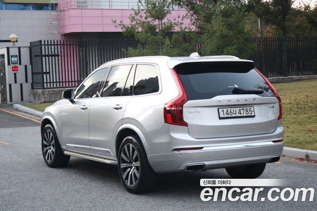 Volvo XC90 2020 — Şəkil 12/20