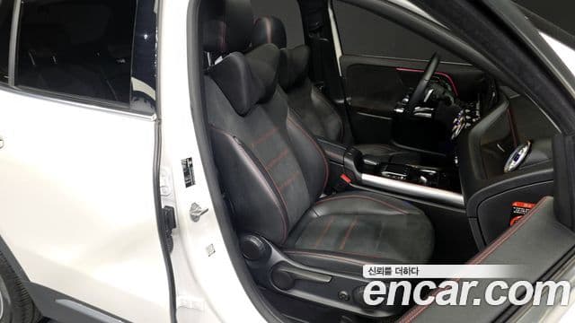 Mercedes-Benz GLA-Class 2022 — ფოტო 12/20