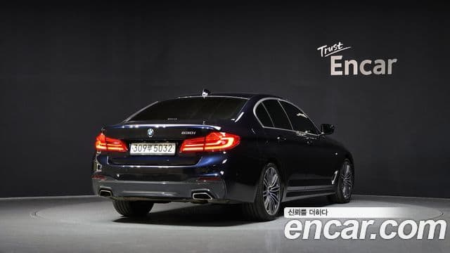 BMW 5 Series 2020 — Şəkil 1/20
