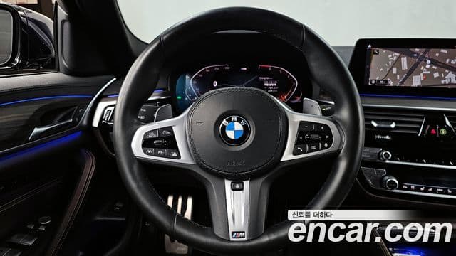 BMW 5 Series 2020 — Şəkil 15/20