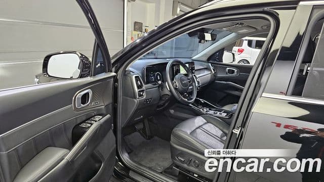 Kia Sorento 2023 — ფოტო 10/20