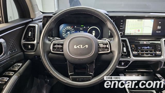 Kia Sorento 2023 — ფოტო 13/20