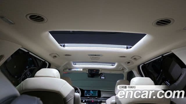 Kia Carnival 2020 — Şəkil 19/20
