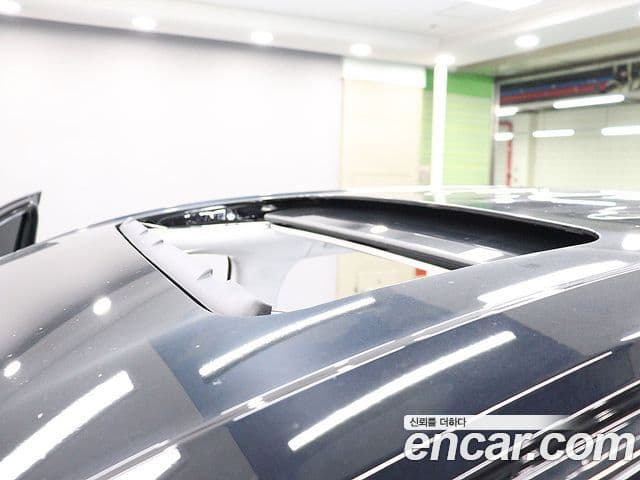 Hyundai Staria 2025 — Şəkil 7/20